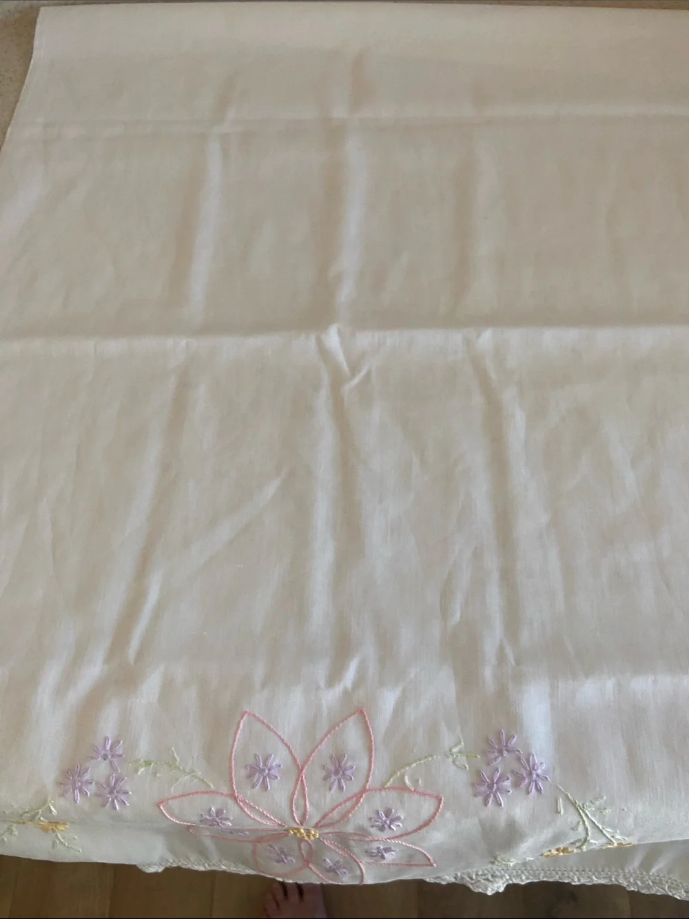 Vintage Hand Embroidered Floral Pillowcases Pair Crochet Trim